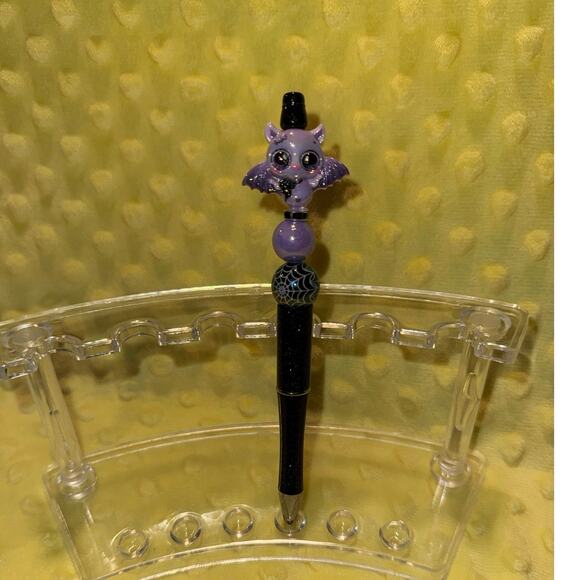 Handmade Beaded Bat Pen - Picture 1 of 1